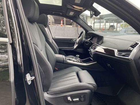 Used 2021 BMW X5 xDrive40i w/ Premium Package AWD/4WD image 19