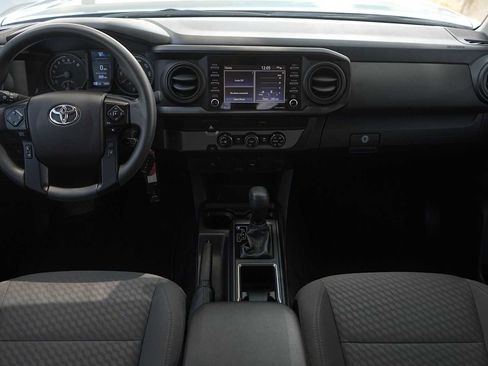 Used 2022 Toyota Tacoma SR w/ SR Convenience Package RWD image 10