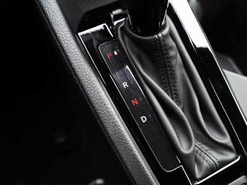 Used 2024 Honda Accord Sport image 28