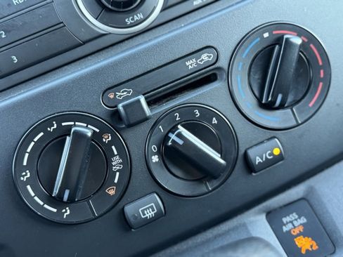 Used 2016 Nissan NV200 S w/ Back Door Glass Package image 23