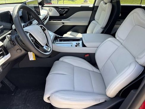 New 2026 Lincoln Aviator Reserve AWD/4WD image 24