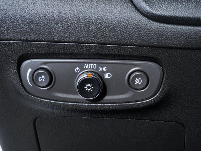 Used 2022 Buick Encore GX Essence w/ Experience Buick Package AWD/4WD image 28