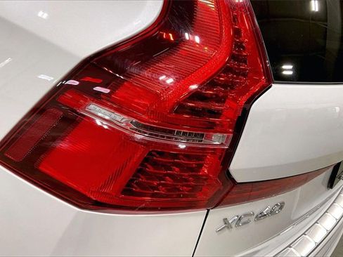 Certified 2023 Volvo XC60 B5 Plus w/ Protection Package Premier image 31