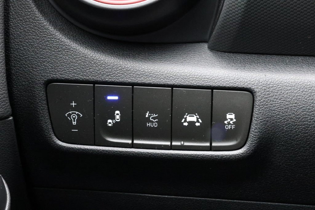 Used 2019 Hyundai Kona Ultimate AWD/4WD image 15