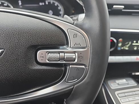 Used 2023 Genesis GV70 2.5T Advanced w/ Advanced Package image 24