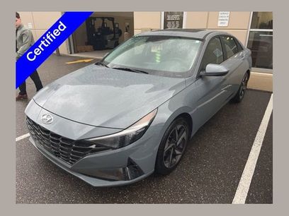 Certified 2022 Hyundai Elantra Limited