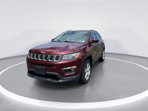 Used 2021 Jeep Compass Latitude AWD/4WD image 4