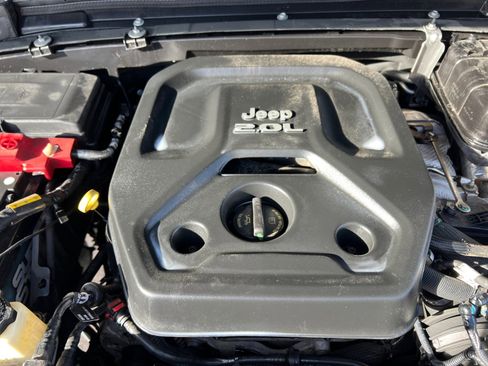 Used 2020 Jeep Wrangler Unlimited Rubicon image 45