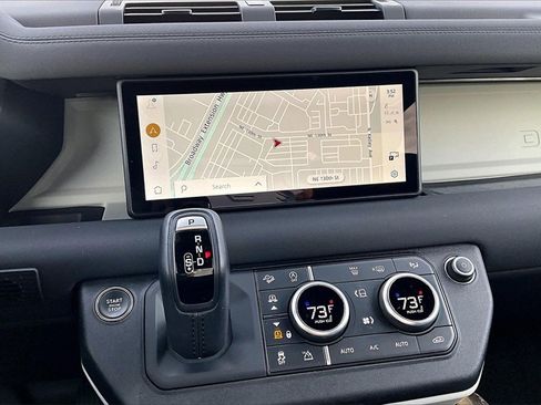 Used 2023 Land Rover Defender 110 S image 6