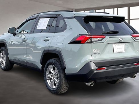 Used 2022 Toyota RAV4 XLE image 4