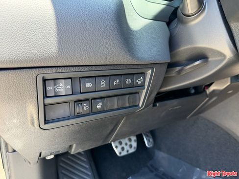 New 2026 Toyota Tundra Limited AWD/4WD image 20