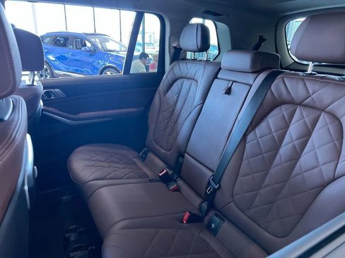 Used 2024 BMW X7 xDrive40i image 26