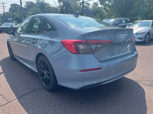 Used 2022 Honda Civic Sport image 5