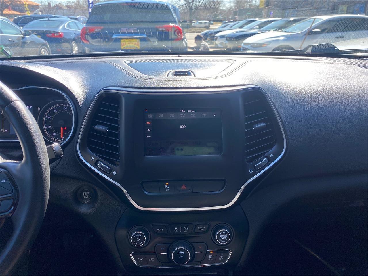 Used 2020 Jeep Cherokee Latitude Plus AWD/4WD image 13