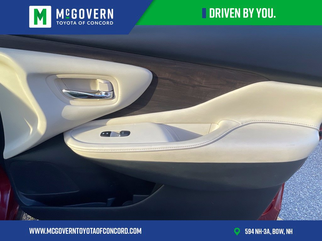 Used 2020 Nissan Murano Platinum AWD/4WD image 36