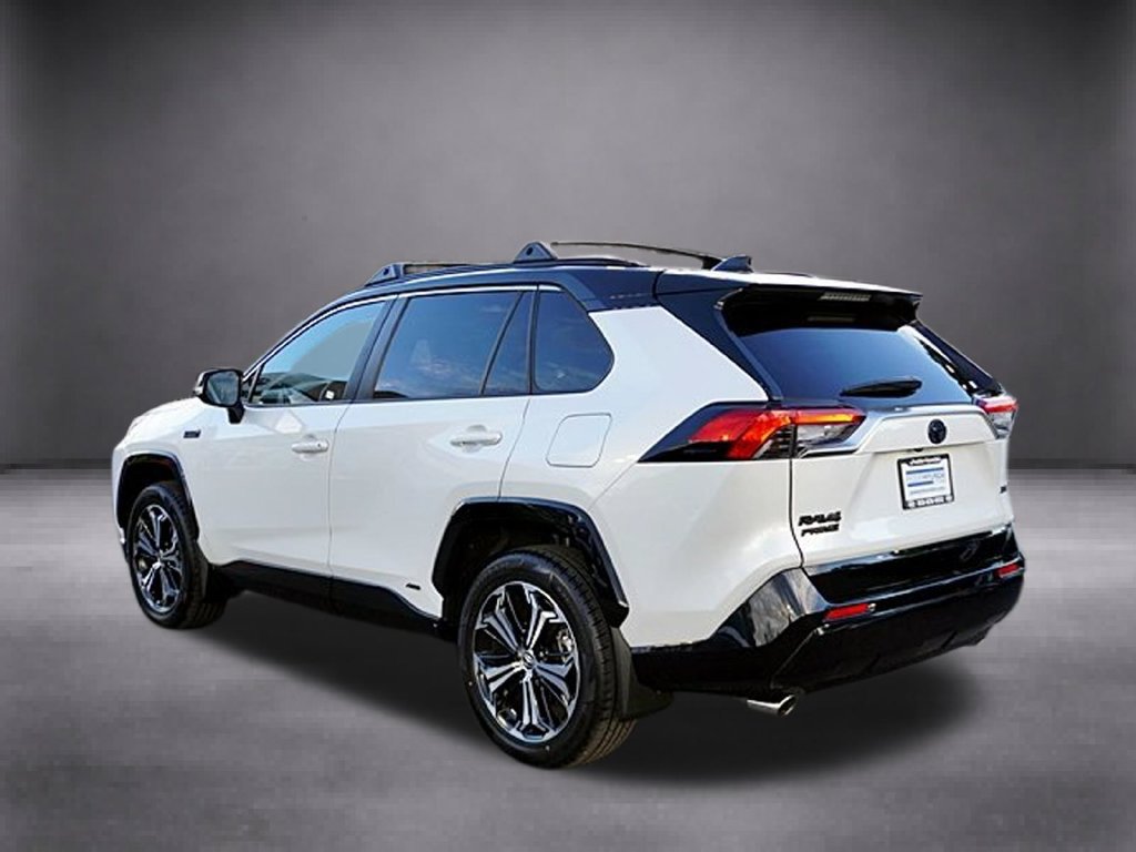 Used 2024 Toyota RAV4 XSE AWD/4WD image 7