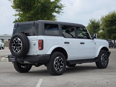 Used 2026 Ford Bronco Outer Banks AWD/4WD image 5