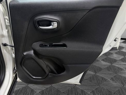 Used 2020 Jeep Renegade Sport AWD/4WD image 15