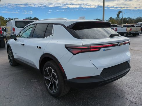 New 2026 Chevrolet Equinox EV LT image 6