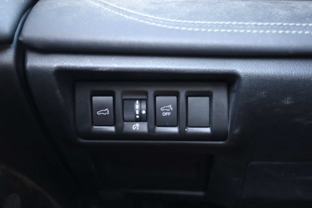 Used 2023 Subaru Outback Limited AWD/4WD image 17