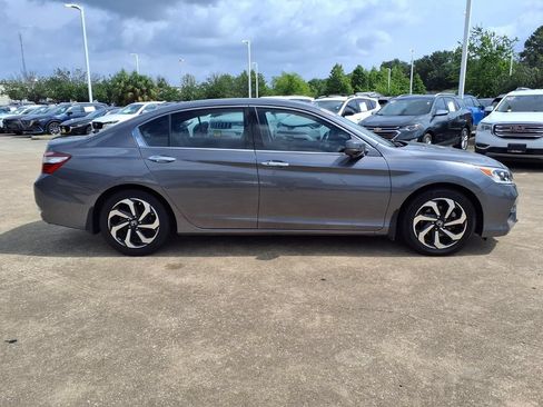 Used 2016 Honda Accord EX-L image 6