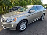 Used 2015 Volvo XC60 T5 Premier w/ Proximity Package image 3