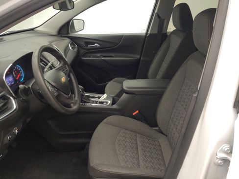 Used 2023 Chevrolet Equinox LT w/ LPO, Floor Liner Package image 17