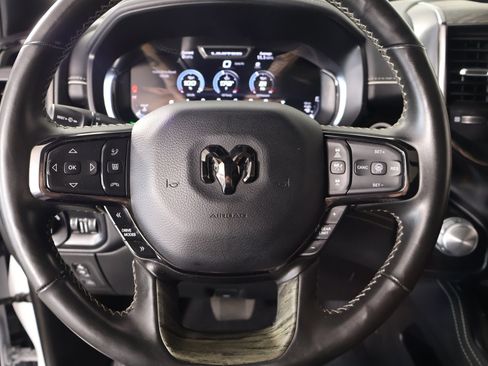 Used 2025 RAM 1500 Limited AWD/4WD image 3