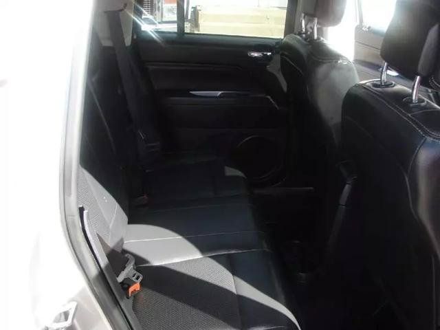 Used 2016 Jeep Compass High Altitude FWD image 24