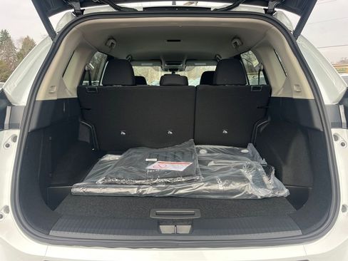 New 2026 Nissan Rogue SV image 33