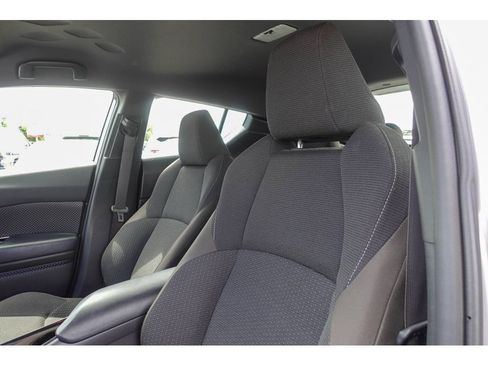 Certified 2019 Toyota C-HR XLE FWD image 10