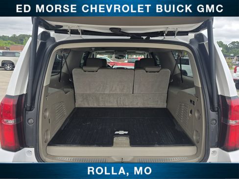 Used 2020 Chevrolet Suburban Premier AWD/4WD image 29