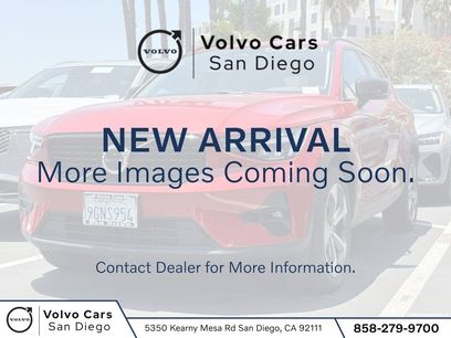 Certified 2023 Volvo XC40 B4 Plus