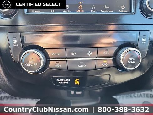 Certified 2019 Nissan Rogue SV w/ Sun & Sound Touring Package image 16