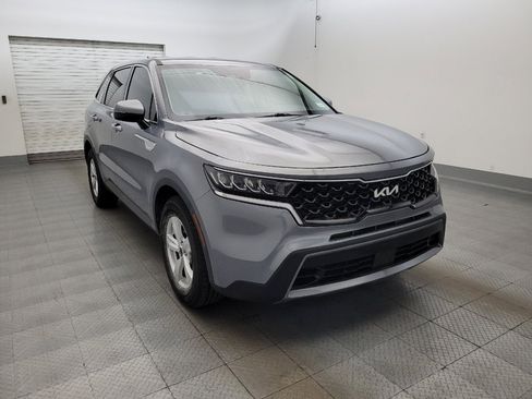 Used 2021 Kia Sorento LX FWD image 13