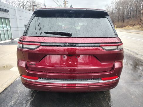 New 2026 Jeep Grand Cherokee Limited AWD/4WD image 9