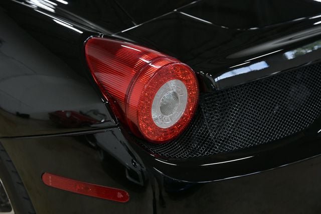 Used 2013 Ferrari 458 Spider RWD image 19