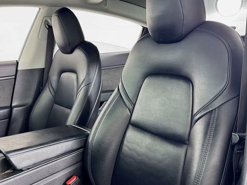 Used 2018 Tesla Model 3 Long Range image 10