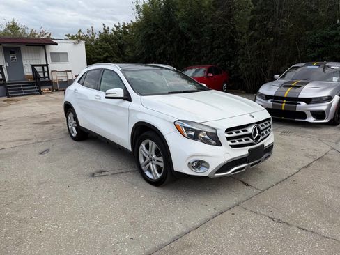 Used 2019 Mercedes-Benz GLA 250 4MATIC image 3
