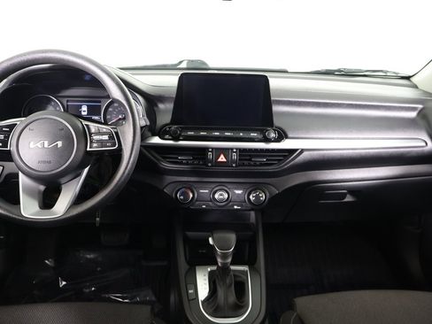 Used 2023 Kia Forte LXS w/ LXS Technology Package image 27