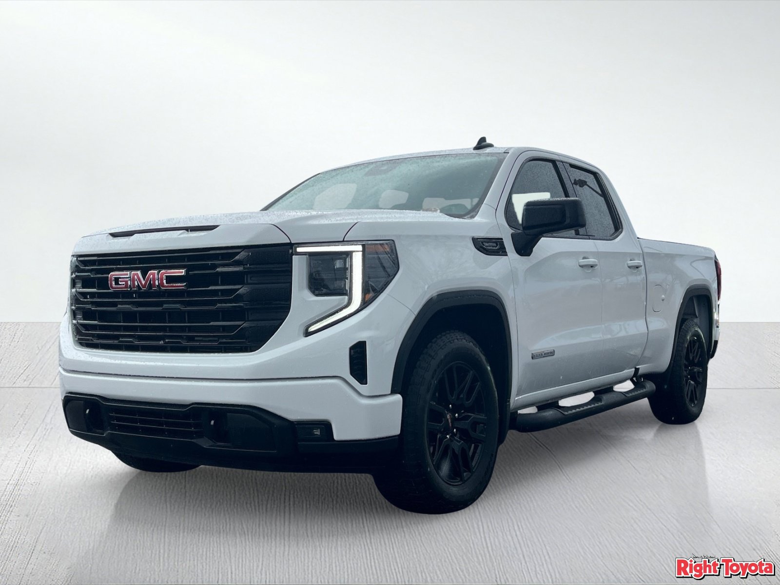 Used 2026 GMC Sierra 1500 Elevation w/ Elevation Select Package RWD image 2
