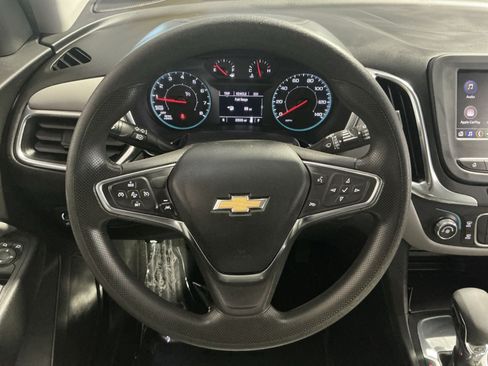 Used 2023 Chevrolet Equinox LS FWD image 17