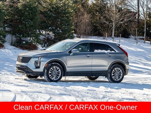 Used 2024 Cadillac XT4 Premium Luxury image 3