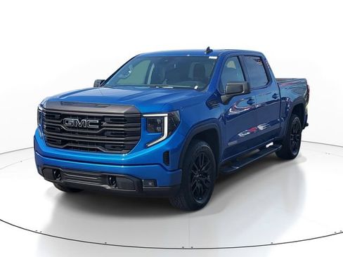 Certified 2022 GMC Sierra 1500 Elevation w/ LPO, Elevation Black Package AWD/4WD image 2