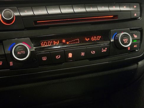 Used 2014 BMW 328i xDrive Sedan image 17