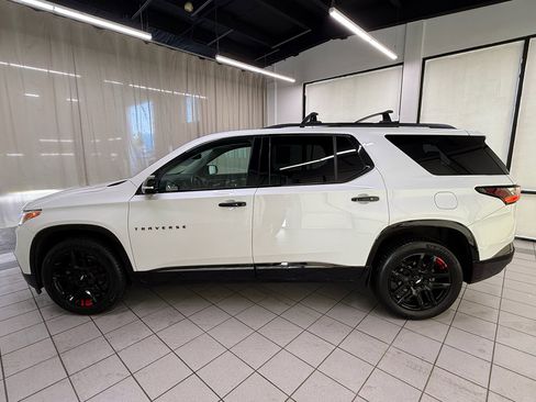 Used 2020 Chevrolet Traverse Premier w/ Redline Edition AWD/4WD image 9