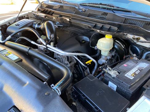 Used 2016 RAM 1500 Express image 11