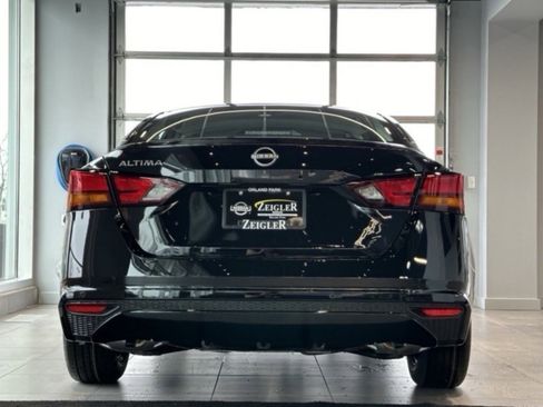 Certified 2025 Nissan Altima 2.5 S image 7