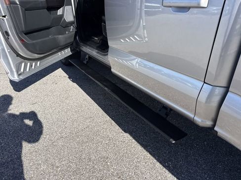 Used 2021 Ford F150 Lariat w/ Equipment Group 502A High image 50