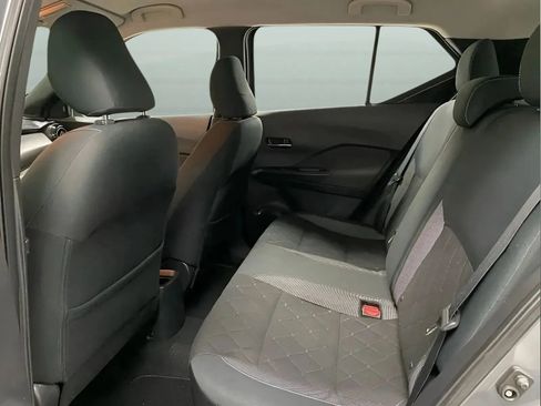 Used 2019 Nissan Kicks SV FWD image 11